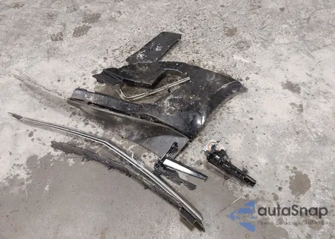 2016 Cadillac Escalade Luxury Collection z USA, uszkodzony, nr VIN 1GYS4BKJ3GR397248